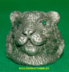 PEWTER THIMBLE - #168 SHAPED LION HEAD with GREEN CRYSTAL EYES - Picture 1 of 4