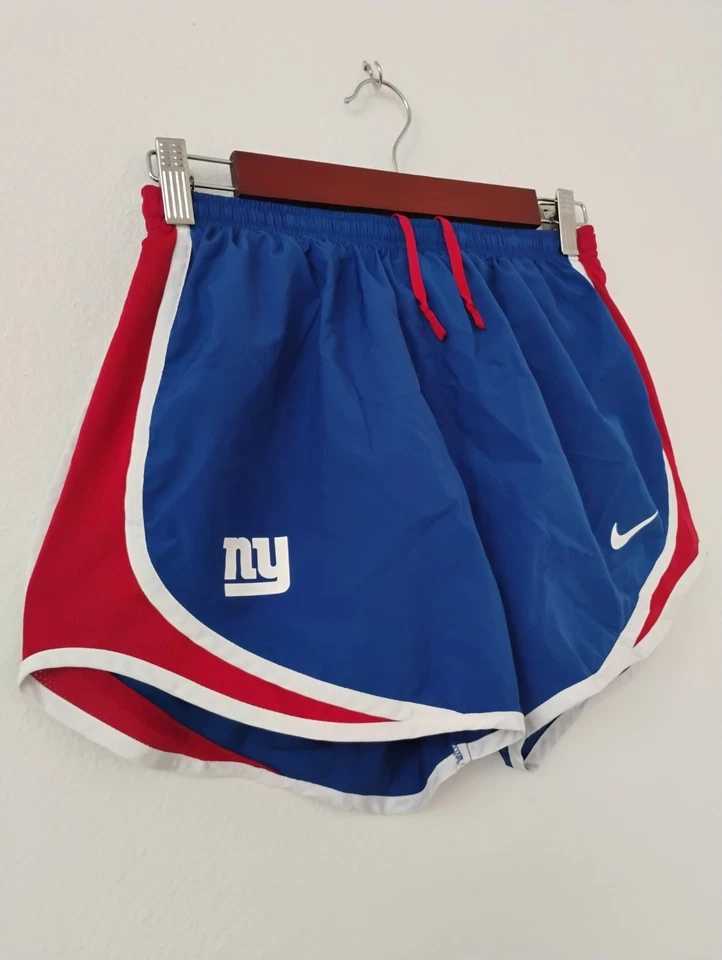 Pantalones cortos forrados de la NFL Nike Dri Fit de los New York Giants para mujer Foto 1 de 4