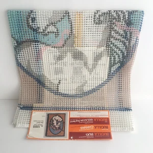 Vintage Bucilla Unicorn Oval Latch Hook Rug CANVAS ONLY 20" x 27" Wall Hanging - Picture 1 of 6