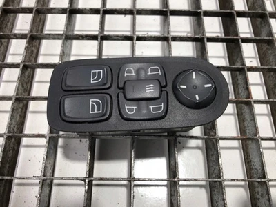 Interruttore alzacristalli DAF XF 1895436 interruttore trattore / LO 12447 - Immagine 1 di 4