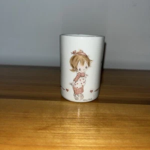 Betsey Clark Hallmark Bathroom Cup - Picture 1 of 6