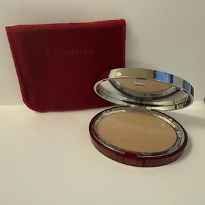NWOB Clarins Poudre Douceur Powder compact 30 Beige Sable RARE .35 OZ NEW - Picture 1 of 4