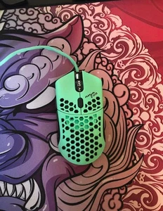 Souris de jeu Finalmouse Air58 Ninja - Bleu fleur de cerisier *ROUE DE DÉFILEMENT CASSÉE* - Photo 1/2