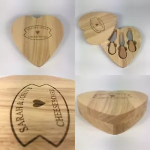 Tavolo per formaggio legno inciso cuore PERSONALIZZATO 3 pezzi set da porzione regalo di nozze - Foto 1 di 10