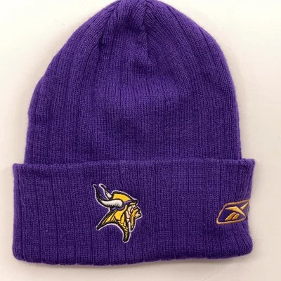 Gorra de invierno Minnesota Vikings púrpura sobre el campo Reebok Foto 1 de 4