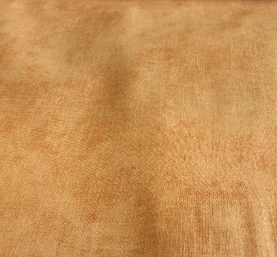 RILEY BLAKE- SHADES #C200-20- TAN-- BY THE YARD Foto 1 de 1