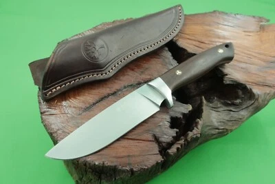 Cuchillo de hoja fija de madera Boker Tree marca Arbolito Hunter N695 acero 02BA351G Foto 1 de 4