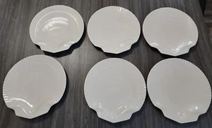 Laslo per Mikasa L9909 Piastre conchiglia beige 9" (6) - Foto 1 di 7