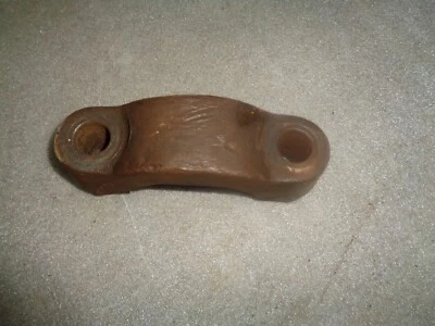 INTERNATIONAL 500C CRAWLER-DOZER. BRAÇADEIRA DE BARRA TRANSVERSAL TRACK 677959 R1. - Imagem 1 de 3