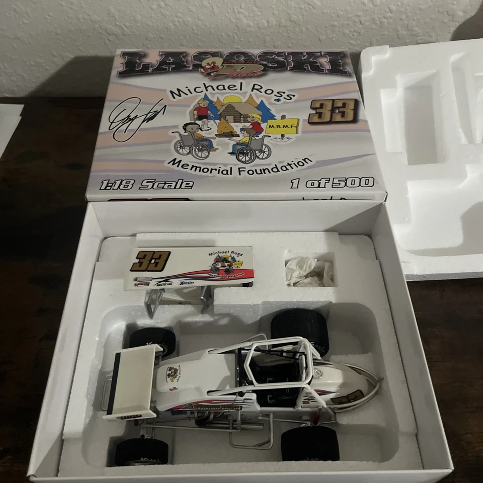 1/25 R&R 2007 Danny Lasoski #33 Michael Ross Foundation Sprint Car - Image 1 of 4