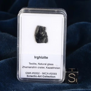 Irghizite de 0,60 g Tectite impact de météorite tektite Cratère Kazakhstan - Picture 1 of 8