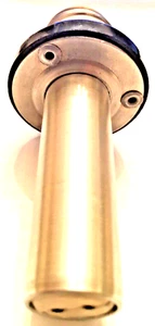 ADAPTER TO CONVERT A MEDIUM SCREW BASE SOCKET FOR DVY DYH 600 WATT QUARTZ LAMP - Picture 1 of 3