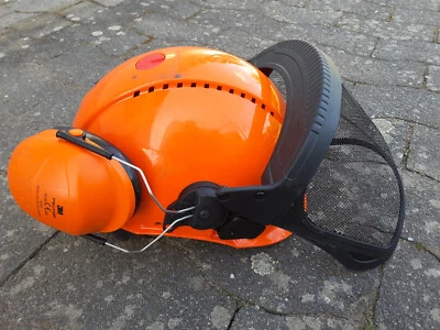 Helm Forsthelm Schutzhelm Forstschutzhelm Gehörschutz Peltor Kettensägenhelm 3M - Bild 1 von 3