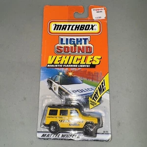 Matchbox Mercedes-Benz 280 GE / Light & Sound Vehicles / Rare All Orange Card - Picture 1 of 6