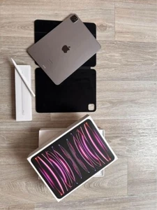 iPad Pro 11-inch (4th Generation) Wi-Fi & Apple Pencil 2nd - Afbeelding 1 van 4