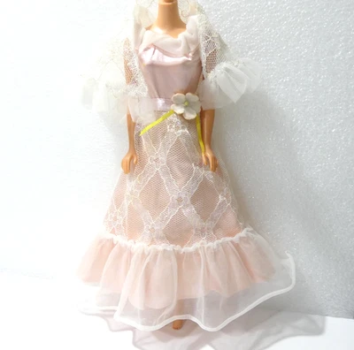 Roupa vintage 1977 Barbie Get Ups N Go GUAG #9738 ROSA E BRANCO ILUMINA A NOITE - Imagem 1 de 4