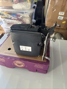 07-09 mercedes w211 e550 e350 abs hydraulic anti lock brake pump control module - Bild 1 von 8
