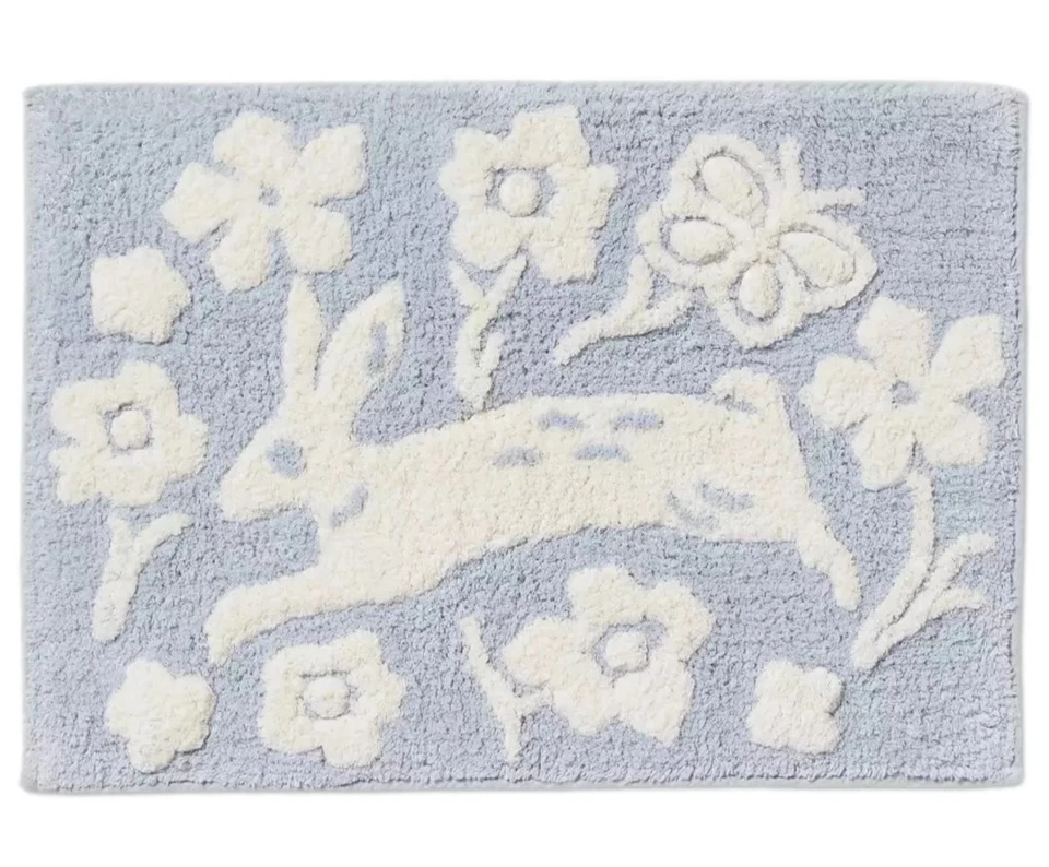 Alfombra de baño de algodón Threshold Bunny Rabbit azul y blanco, alfombra de baño con detalles de 17" x 24" Foto 1 de 1