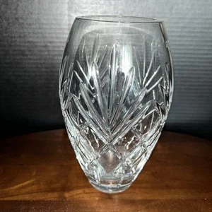 Vaso Waterford Bohemian taglio cristallo diamantato forma botte vetro alto 9,5” - Foto 1 di 6