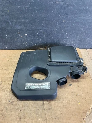 Черный экран крышки двигателя для Ford Fusion 2013–2020 годов выпуска q8606 DG - Изображение 1 из 4