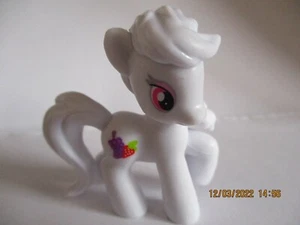 Figurine Mon petit poney G4 " Berryshine, Sachet Mystere / Blind bag " - Picture 1 of 5