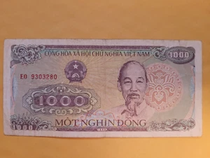 1988 Vietnam 1000 Dong Ho Chi Minh Bank note - Picture 1 of 2