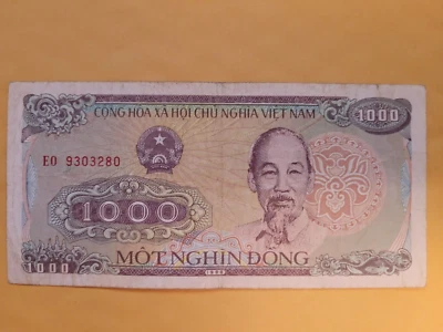 1988 Vietnam 1000 Dong Ho Chi Minh Bank note - Image 1 of 2