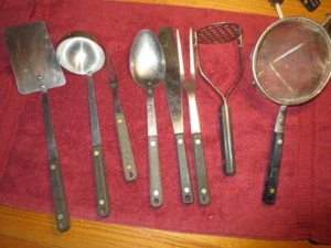 Vintage Flint Arrowhead Stainless Kitchen Utensil Set 8 Pieces - Picture 1 of 7