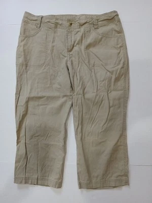  Columbia Saturday Trail Pants Womens Sz 10 Khaki  Capri Hiking Outdoor  - Image 1 of 4