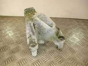 2010 Audi A4 1.8 TFSi CDH. Engine Mount/Bracket 8K0199307BN 72K - Picture 1 of 8