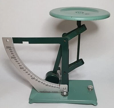 Ancien pèse-lettre administratif Posso en tôle-balance de bureau ancienne - Photo 1/4