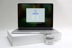 13" 2022, MacBook Air, MLY03LL/A, Apple M2, 8GB, 512GB SSD, 10C - Picture 1 of 15
