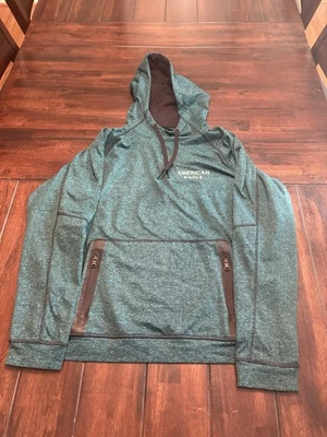 Sudadera con capucha flexible verde American Eagle Outfitters talla grande para hombre Foto 1 de 4