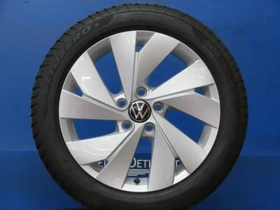 Original 17 Zoll VW Golf 8 Winterräder Pirelli Felgen Kompletträder - Bild 1 von 4