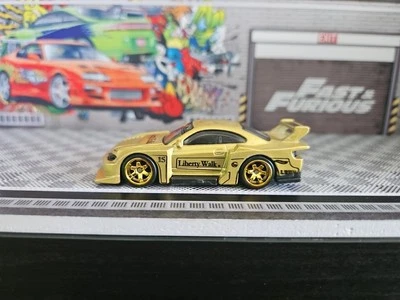 CAMBIO DE RUEDAS PERSONALIZADO HOT WHEELS NISSAN SILVIA S15 LIBERTY WALK LBWK Combi post en muy buena condición Foto 1 de 4