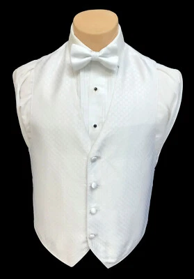 Men's Barassi White Tuxedo Vest & Tie Bow Long Cruise Groom Wedding Party Prom - Image 1 of 3