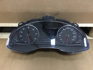 Audi Q7 4M Kombiinstrument 4M0920980 Benzin Speed Controll Unit ACC Head Up - Picture 1 of 3