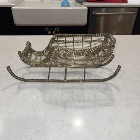 Metal Wire Sleigh Centerpiece Basket Christmas Woven Table Decor Silver Gold Cover