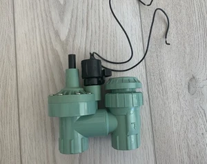 Orbit 57624 1-Inch FPT 100 Series Automatic Anti-Siphon Valve with Flow Control - Picture 1 of 3