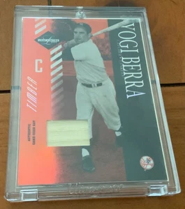 2003 Leaf Limited - Yogi Berra #165 Game Used Bat /25 (MEM) Yankees H.OF. ⚾️🇺🇸 - Picture 1 of 2