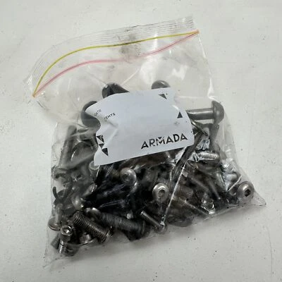 Triumph Street Triple R 675 2009 Bolsa mixta tuercas y pernos aleatorios de desmontaje Foto 1 de 4