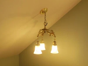 STUNNING, HEAVY, ONE OF A KIND 1920's SPAIN ART DECO BRASS CHANDELIER WITH CHAIN - Picture 1 of 4