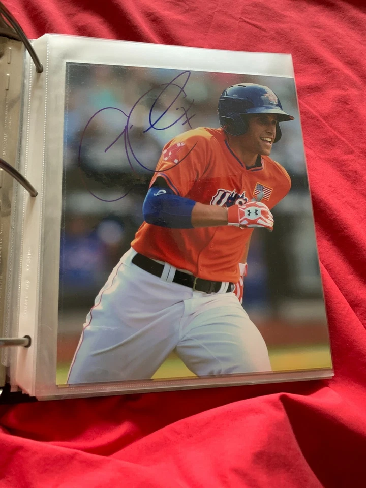 加林·塞奇尼亲笔签名签名 8 X 10 照片波士顿红袜队 #2 正品证书 — 第 1/1 张图片