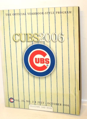 Chicago Cubs Official 2006 Yearbook-Scorecard Vol. 25 #2 Derek Lee Card Inside - Image 1 of 4