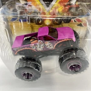 Monster Jam : Die-Cast car 1:64 Calavera SERIES 5 - Picture 1 of 11