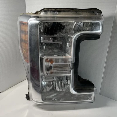 Faro halógeno lado derecho pasajero Ford F-250 Super Duty 2017-2019 usado Foto 1 de 4