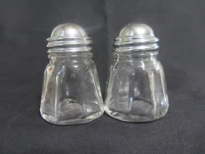 VINTAGE CRYSTAL SMALL SILVER LIDS PANELED SALT AND PEPPER SHAKERS - Picture 1 of 3