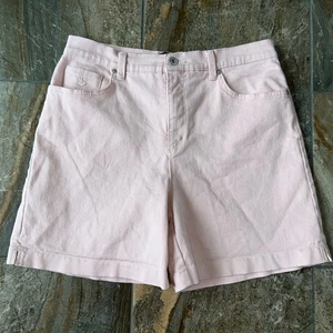 Gloria Vanderbilt Amanda Jean Shorts Women's 12 Pink Denim Stretch stud Pockets - Picture 1 of 6