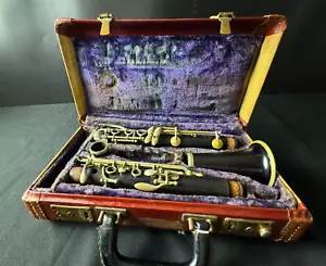 Noblet Paris Intermediate Wood Clarinet - Picture 1 of 9