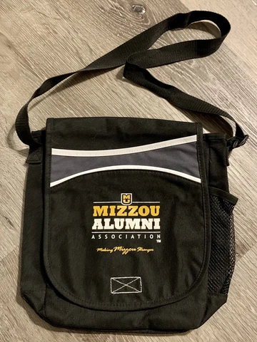 University of Missouri Tigers Tote Bag MIZZOU ALUMNI MAKING MIZZOU STRONGER Cover